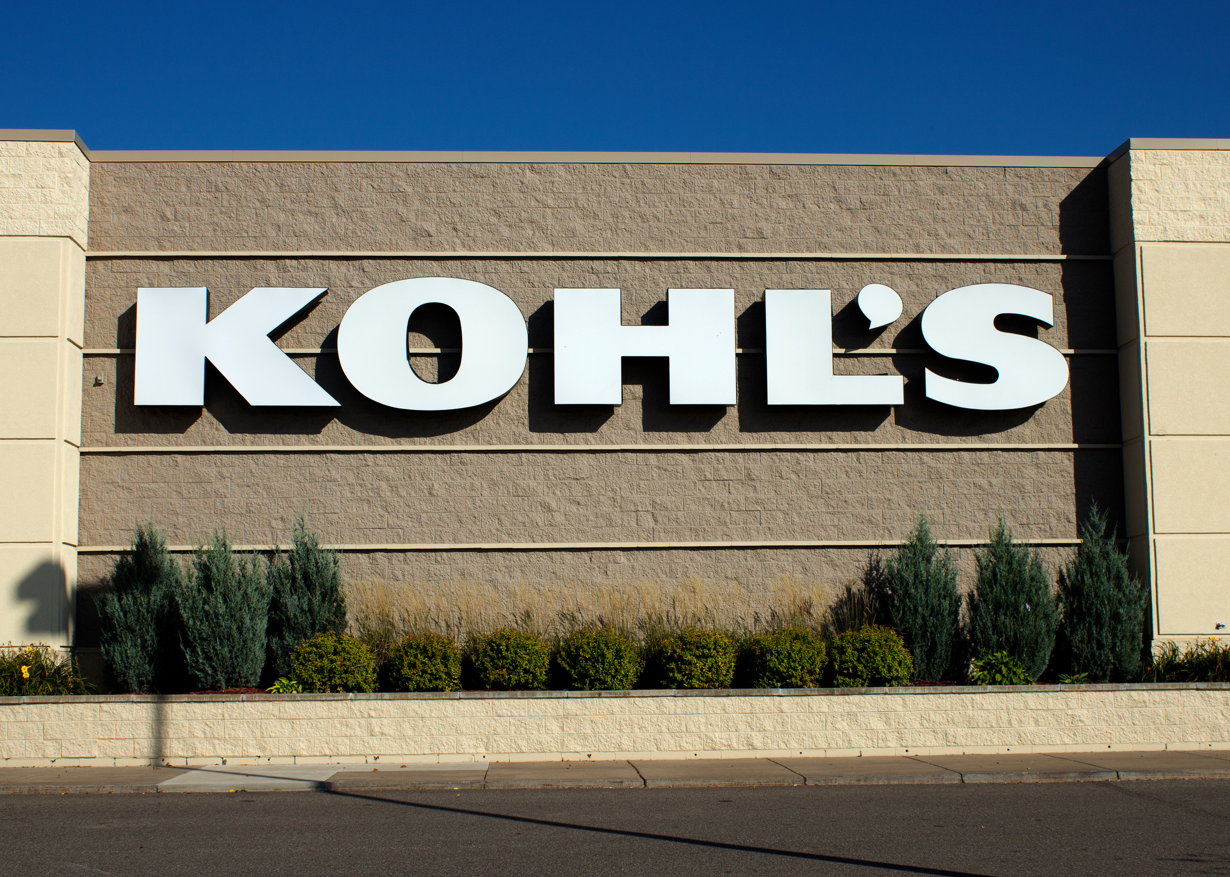 Kohl's Stock Soars as Insiders Buy, Profit Forecast Raised