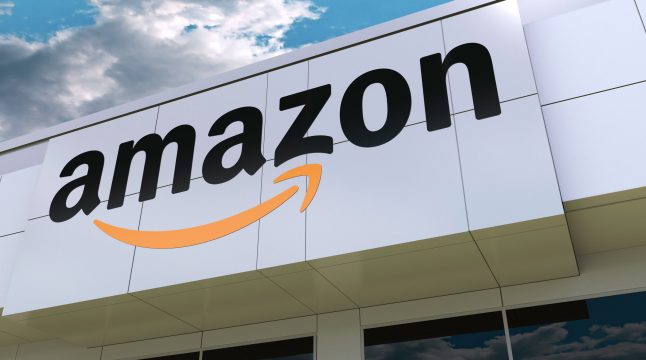 Amazon Shares Edge Up on JetBlue Partnership with Project Kuiper for Inflight Wifi