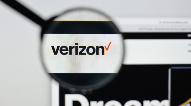 Verizon Delivers Solid Q3 EPS Beat Despite Revenue Miss, Reaffirms Guidance