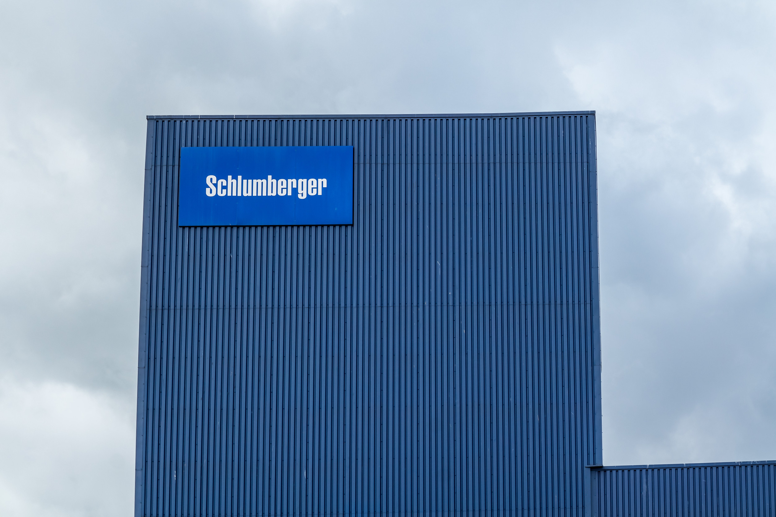 From Defense to Pharma to Energy: Dividend Opportunities Across Sectors
