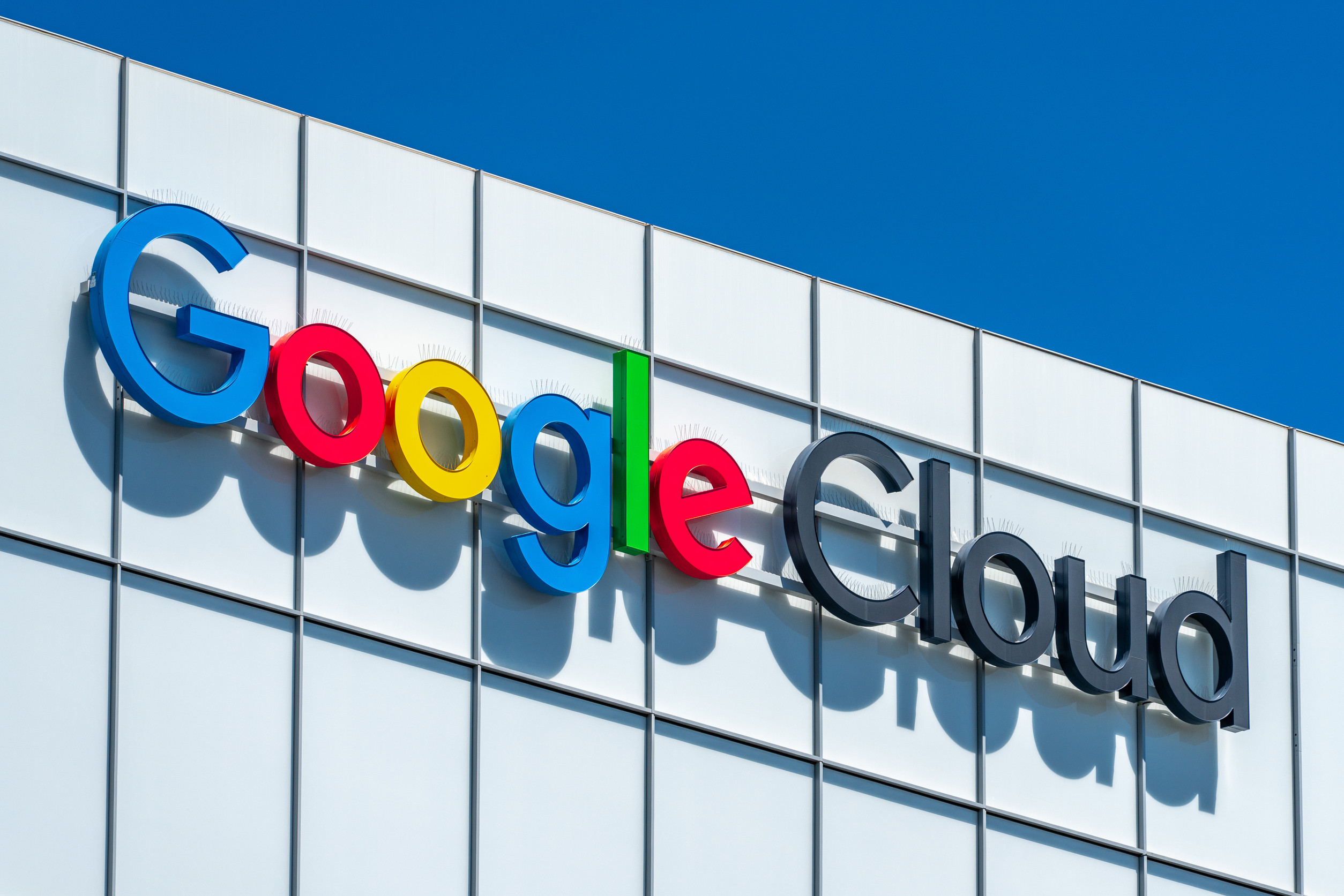 Google Cloud Boost: Alphabet Stock Spikes After NATO Deal Announcement