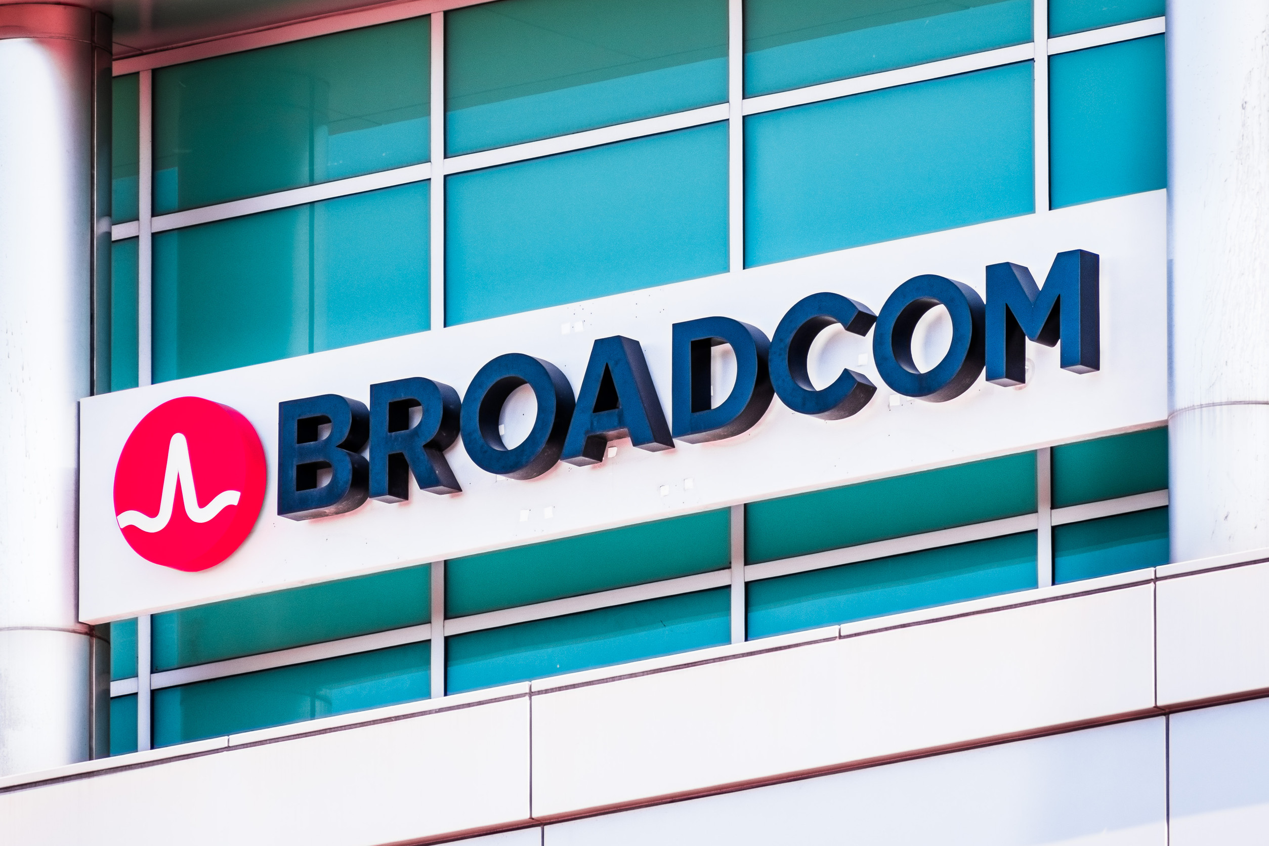 Why Broadcom Stock Is Surging in Premarket: Alphabet’s AI Push Sparks Massive Rally