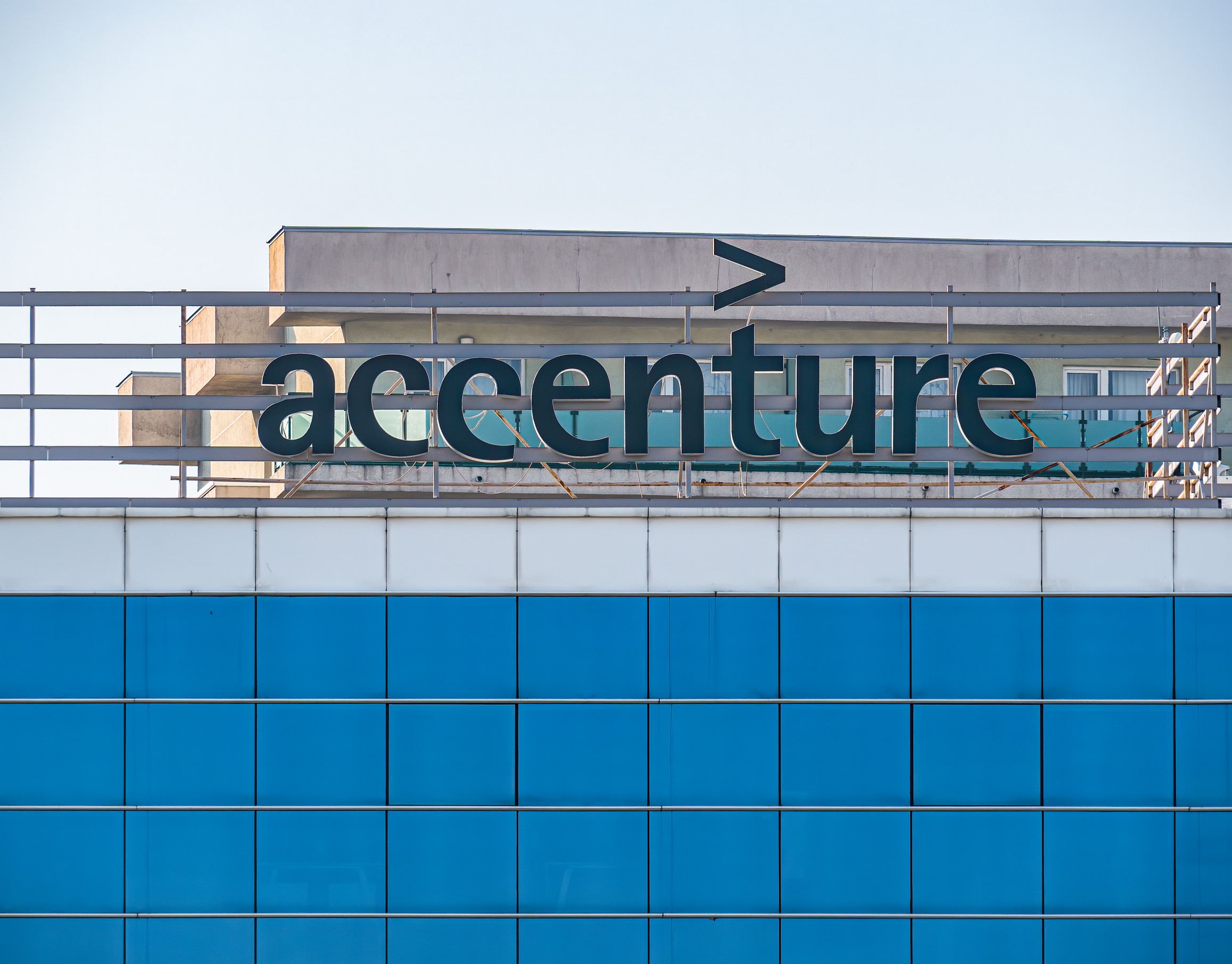 Why Accenture Shares Are Up Today: Major AI Deal With Anthropic
