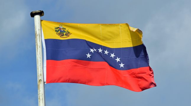 Post-Maduro Venezuela: What U.S. Intervention Means for Energy Supply and Safe-Haven Assets