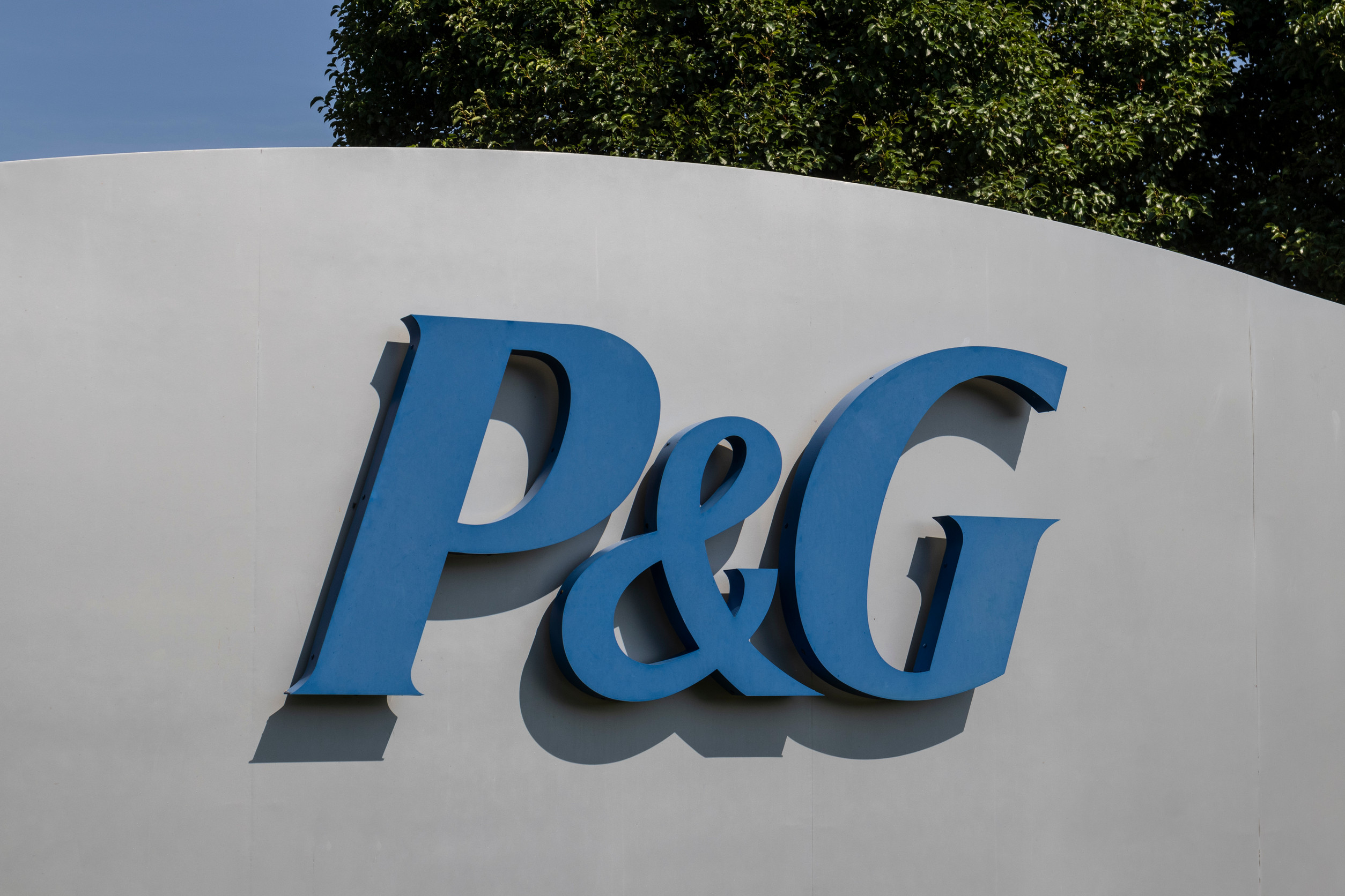 Procter & Gamble (PG) Reports Mixed Q2 Results, Maintains Fiscal Year Guidance