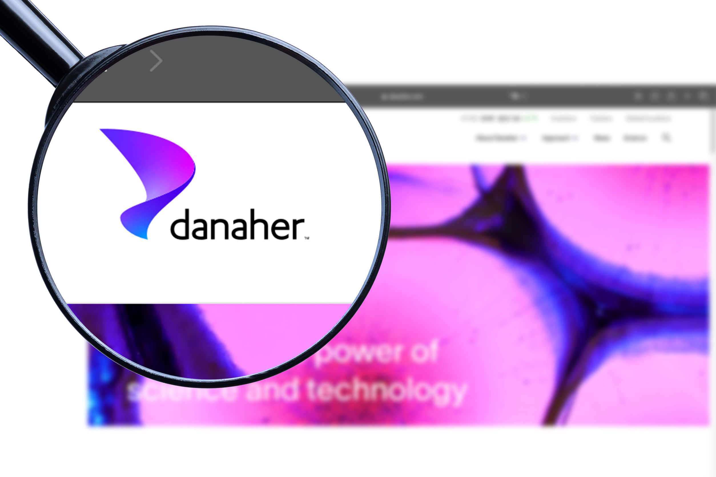 Danaher Corporation Exceeds Q4 2025 Earnings and Revenue Expectations