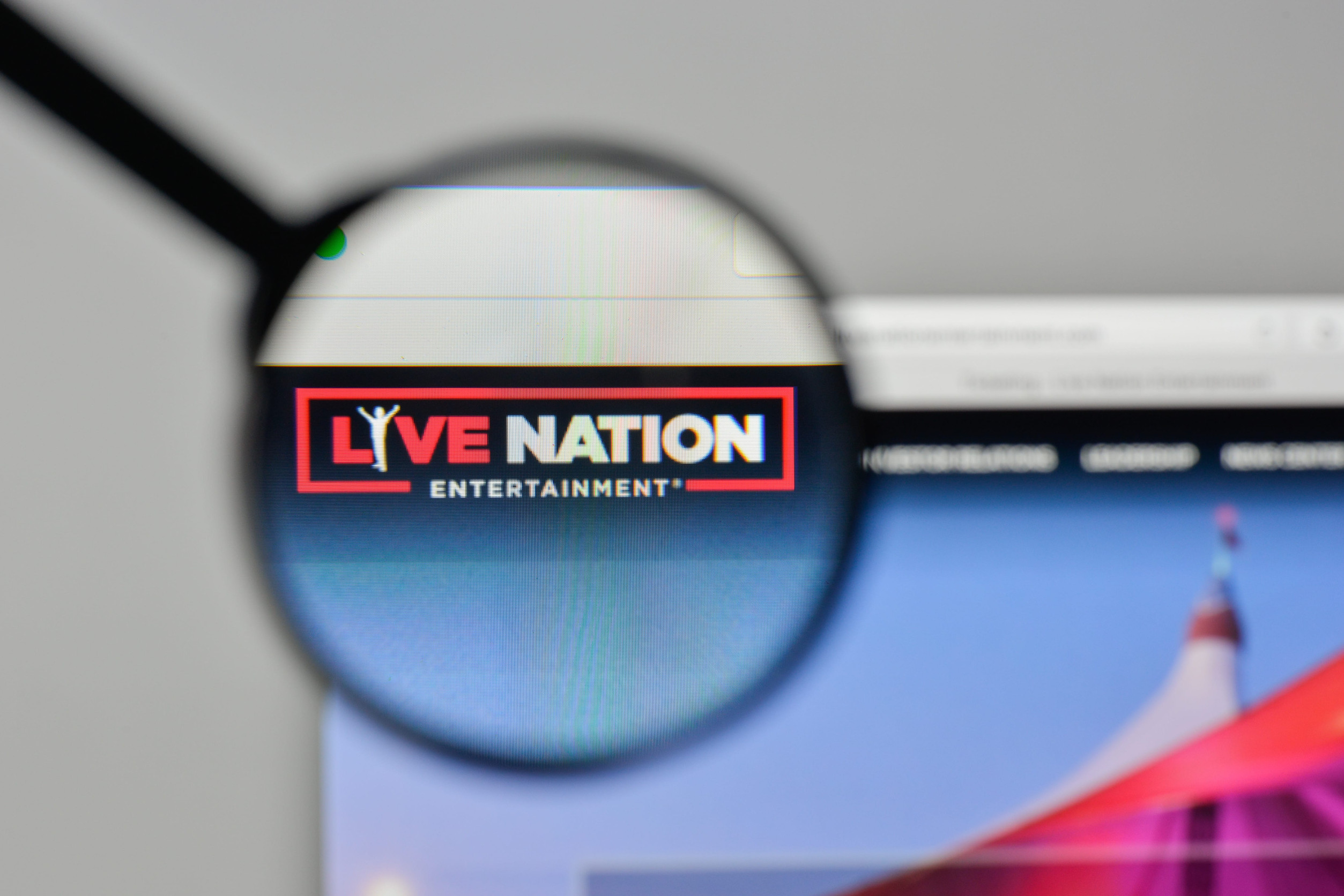 Live Nation (LYV) Stock Falls as DOJ Antitrust Trial Begins